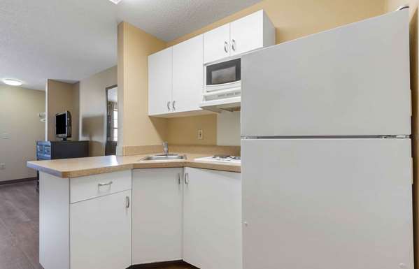  - Extended Stay America Suites Amherst