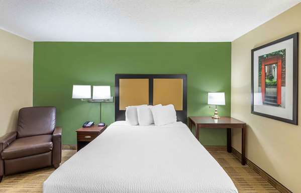  - Extended Stay America Suites Wauwatosa