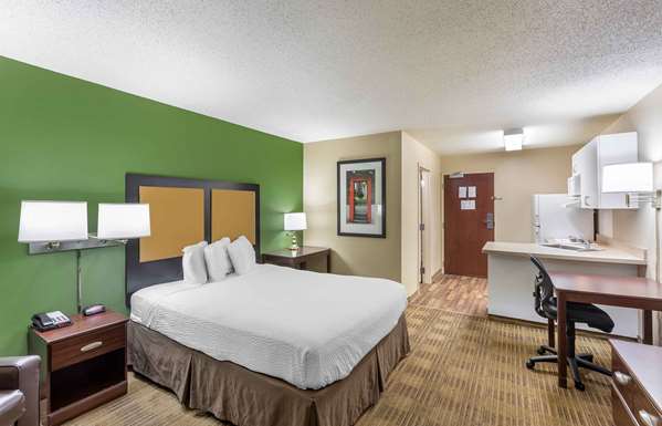  - Extended Stay America Suites Wauwatosa