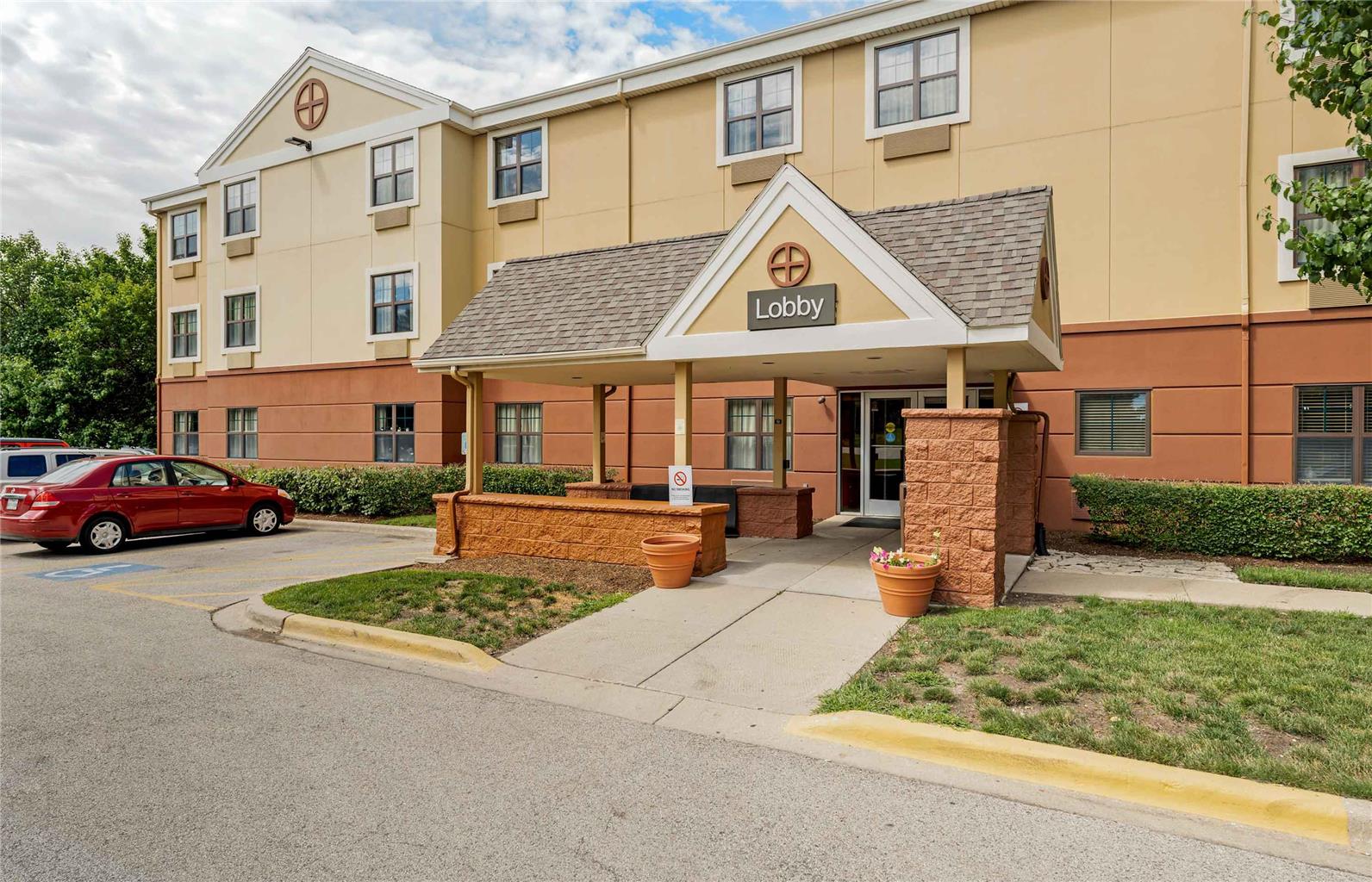 Extended Stay America Stes Chicago Gurne