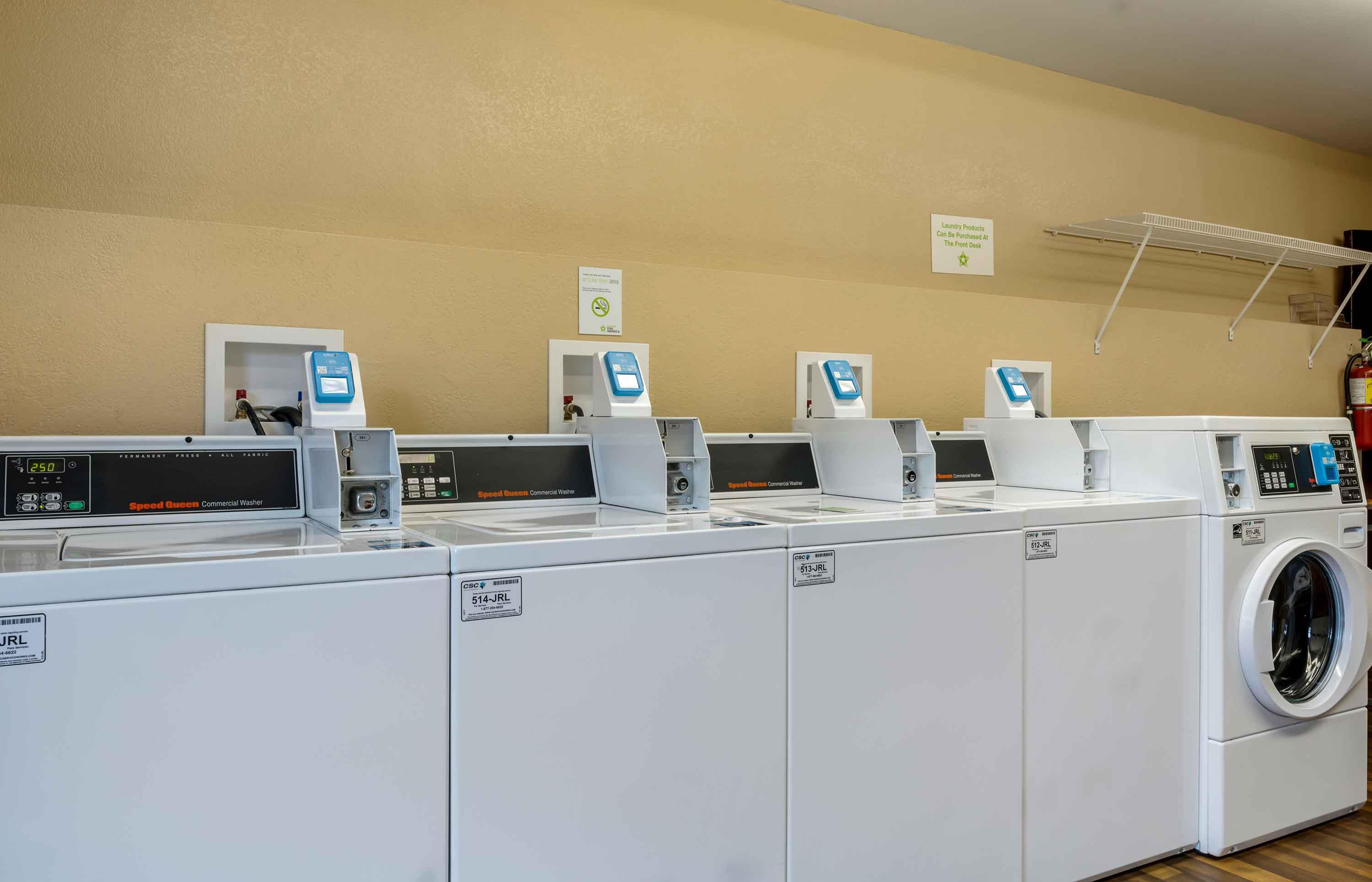 On-Premise Guest Laundry | Extended Stay America Suites Chicago Gurnee