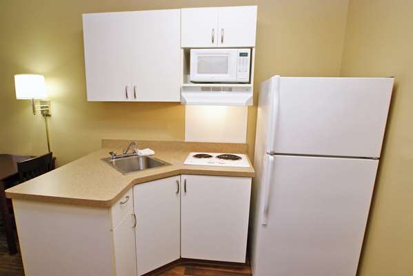  - Extended Stay America Suites Whitestone Queens - I-678, Exit 15