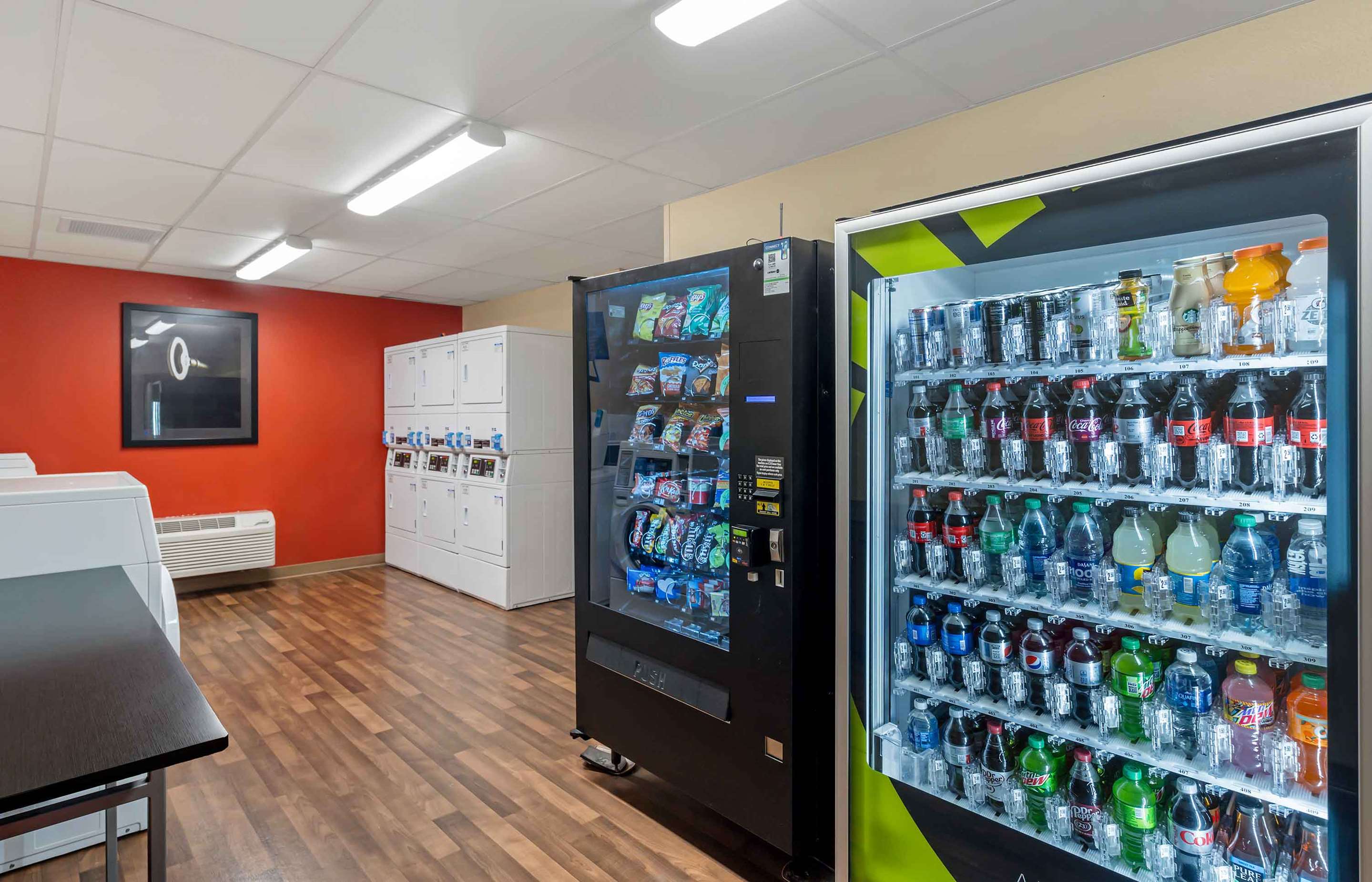On-Premise Guest Laundry | Extended Stay America Suites - Chicago - O'Hare