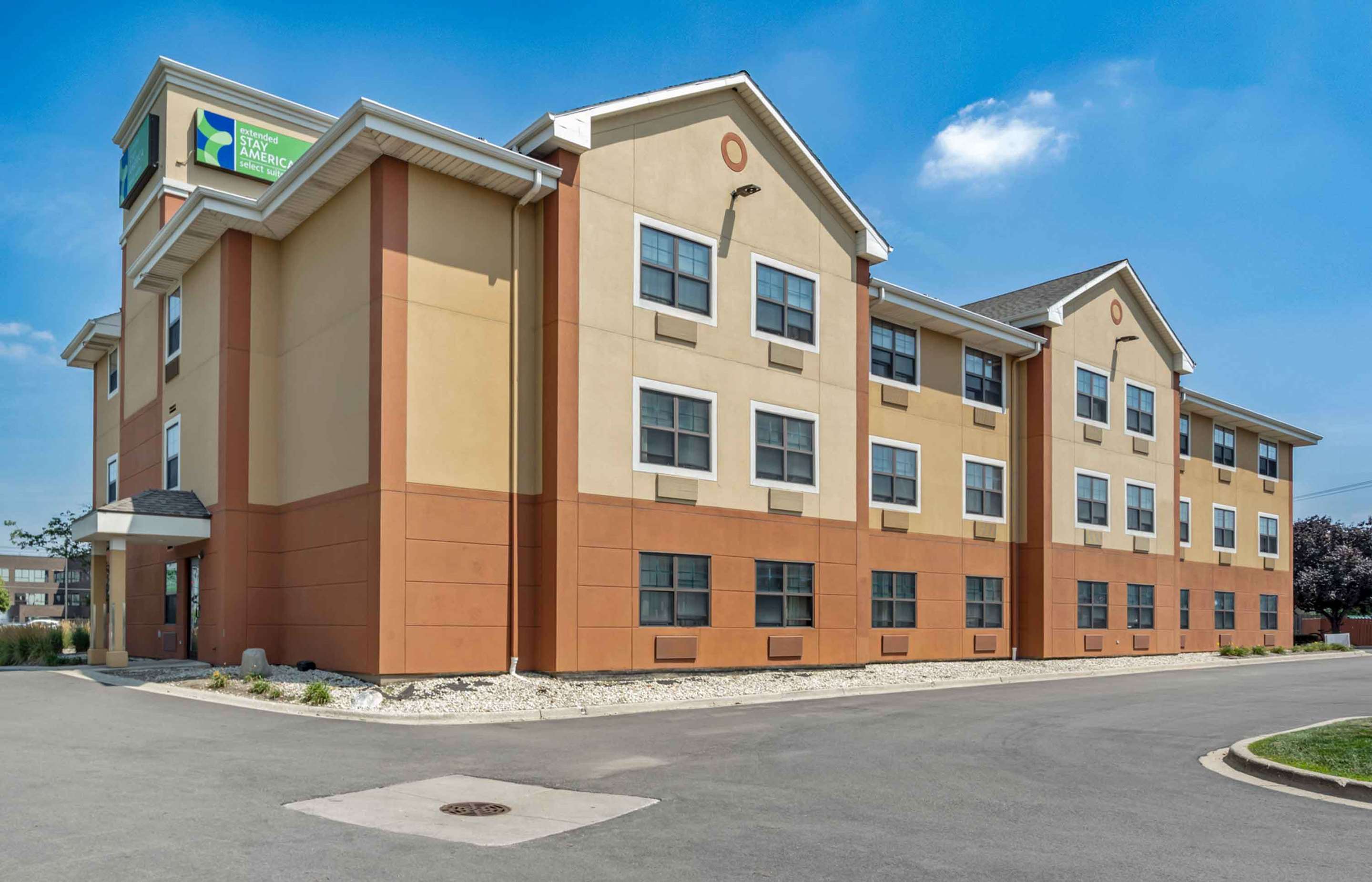 Exterior | Extended Stay America Suites - Chicago - O'Hare
