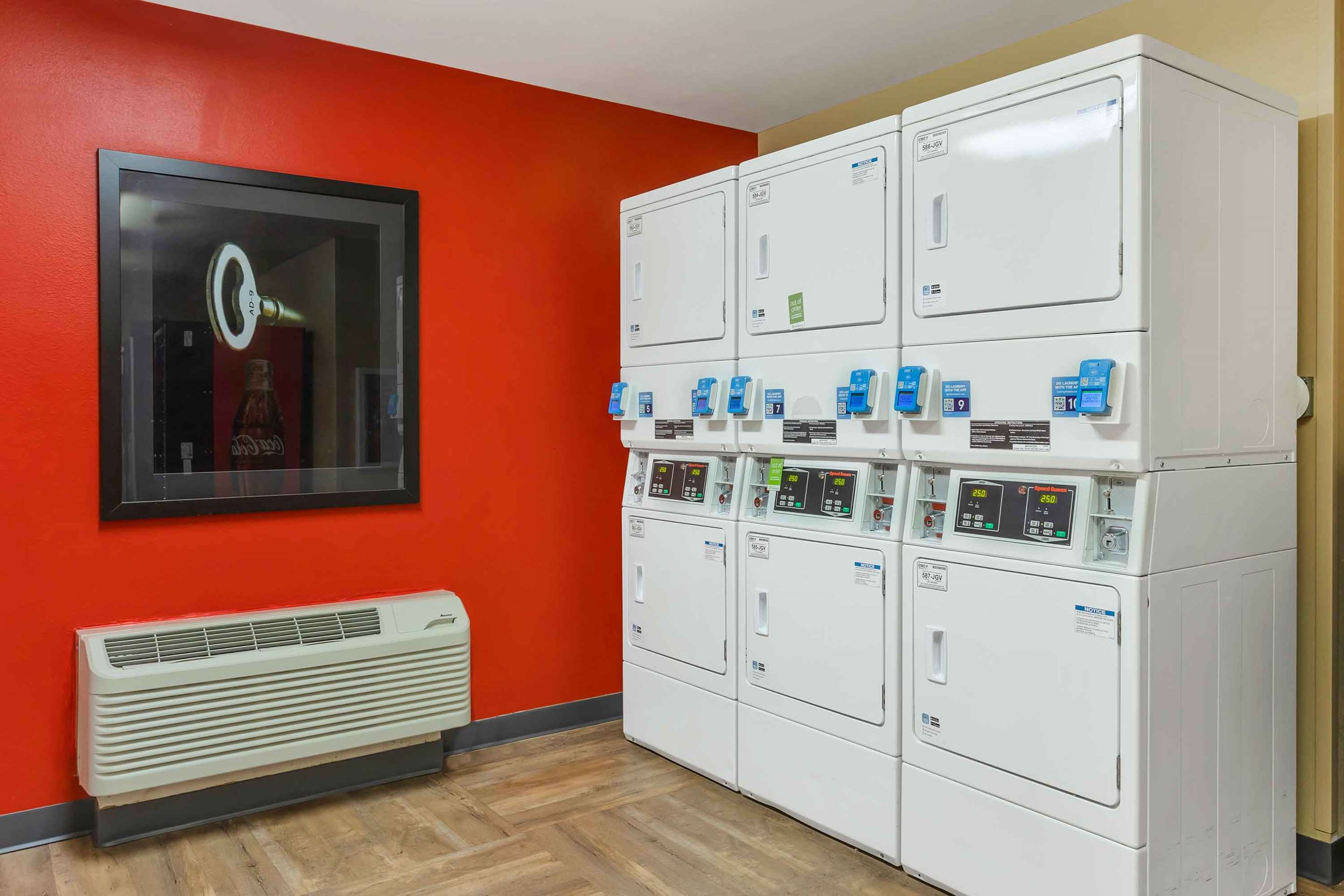 On-Premise Guest Laundry | Extended Stay America Select Suites Springfield South