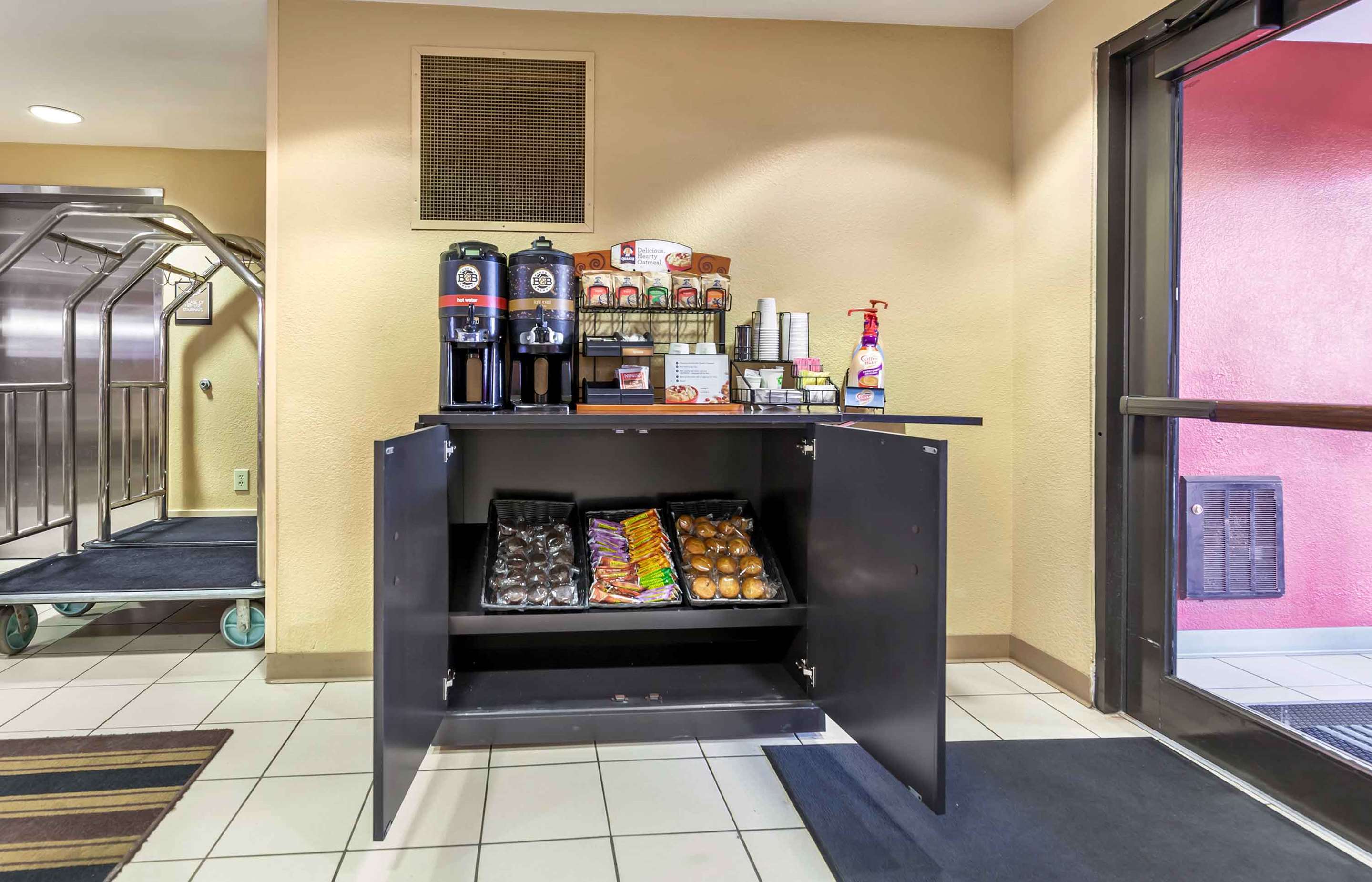 Free Grab-and-Go Breakfast | Extended Stay America Suites - Madison - Junction Court