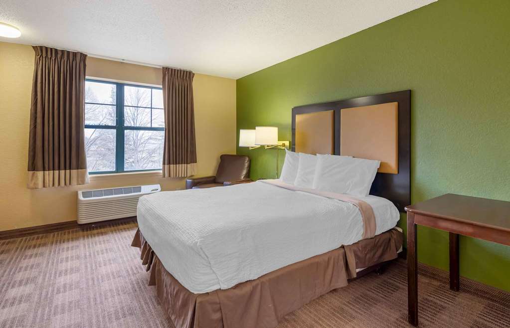 EXTENDED STAY AMERICA SUITES-guestroom-Guest Room,On-Site.jpg