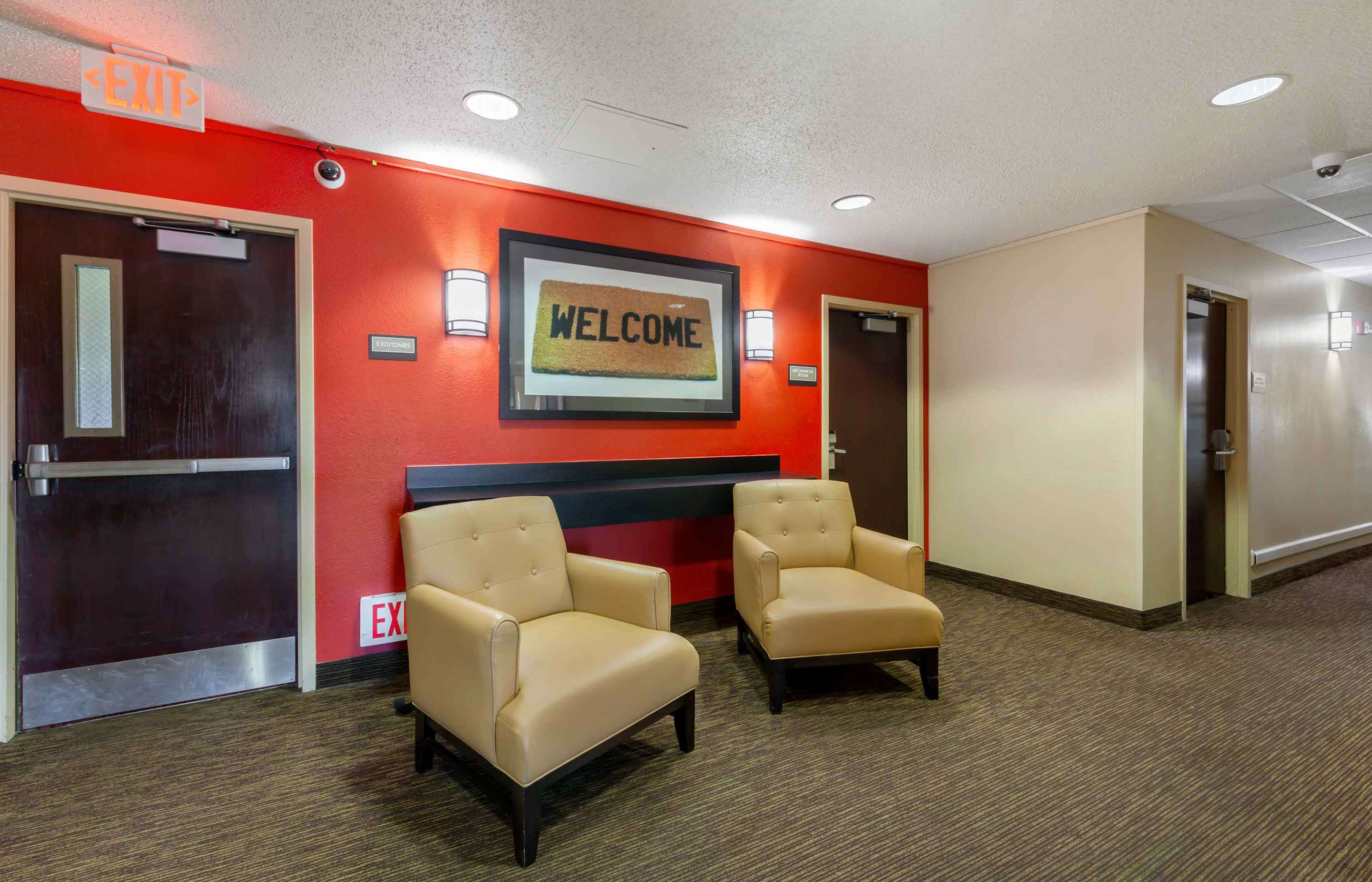 Lobby and Guest Check-in