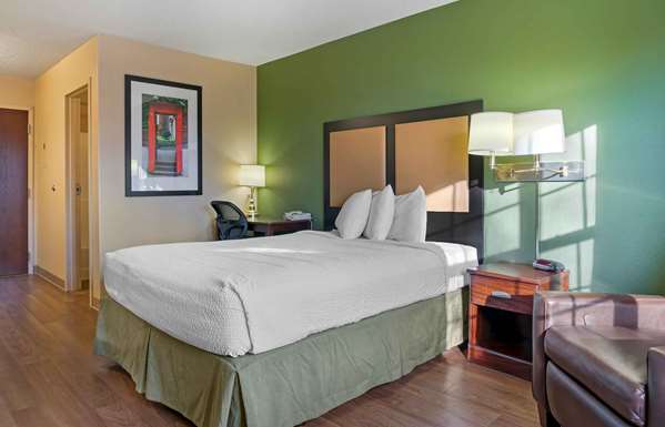  - Extended Stay America Suites Farmington Hills