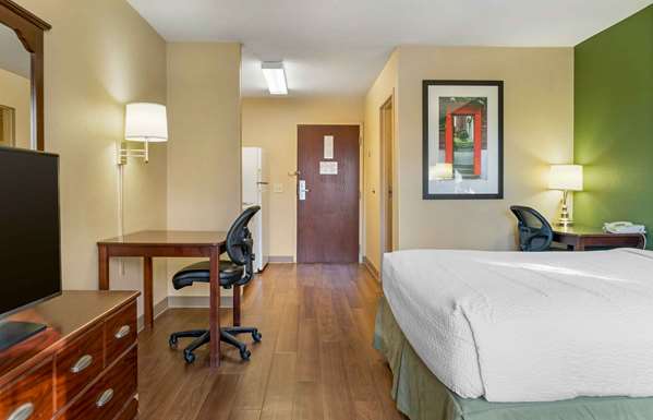  - Extended Stay America Suites Farmington Hills