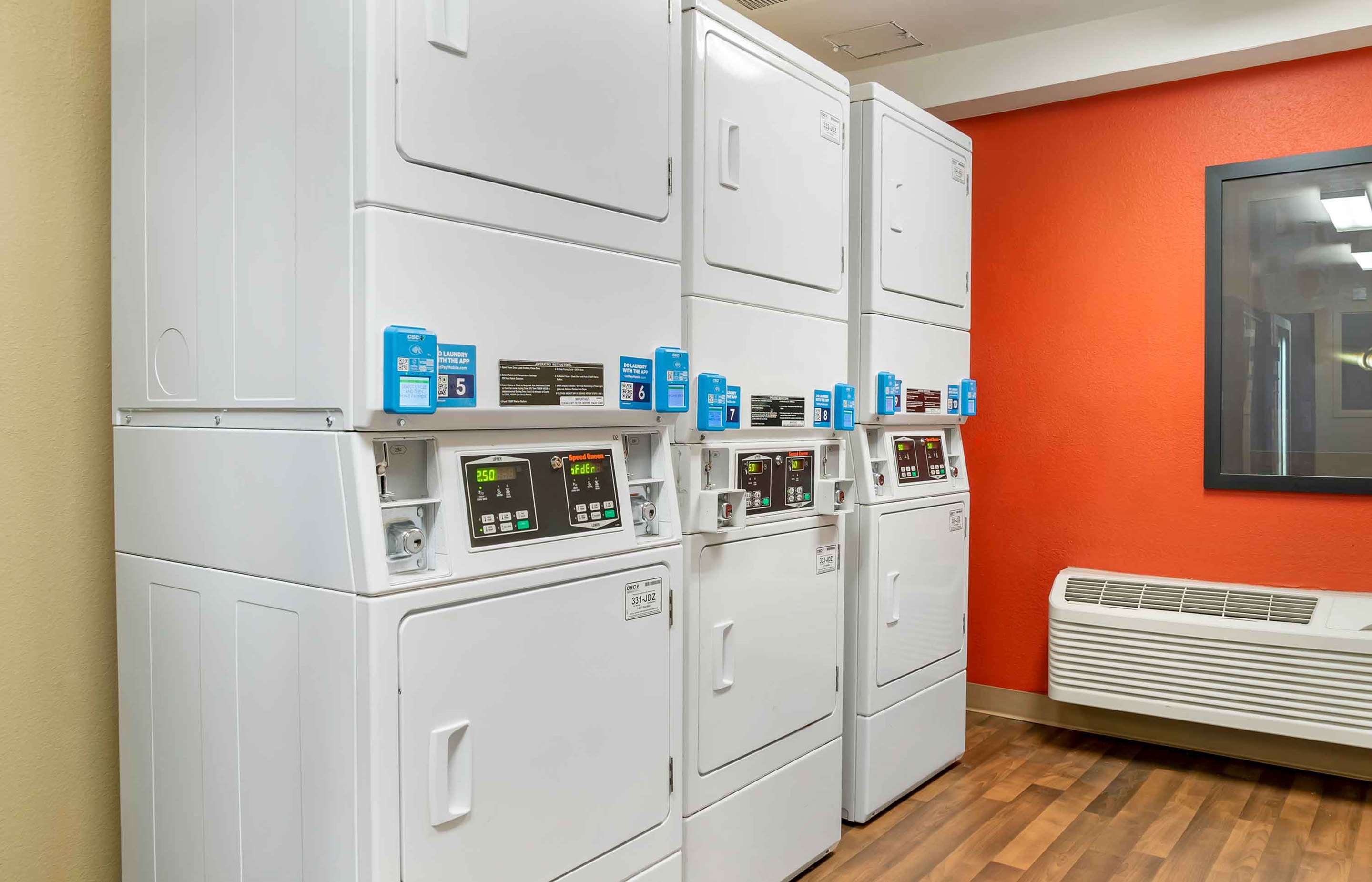 On-Premise Guest Laundry | Extended Stay America Select Suites Detroit Farmington Hills