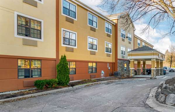 Exterior view - Extended Stay America Suites Farmington Hills
