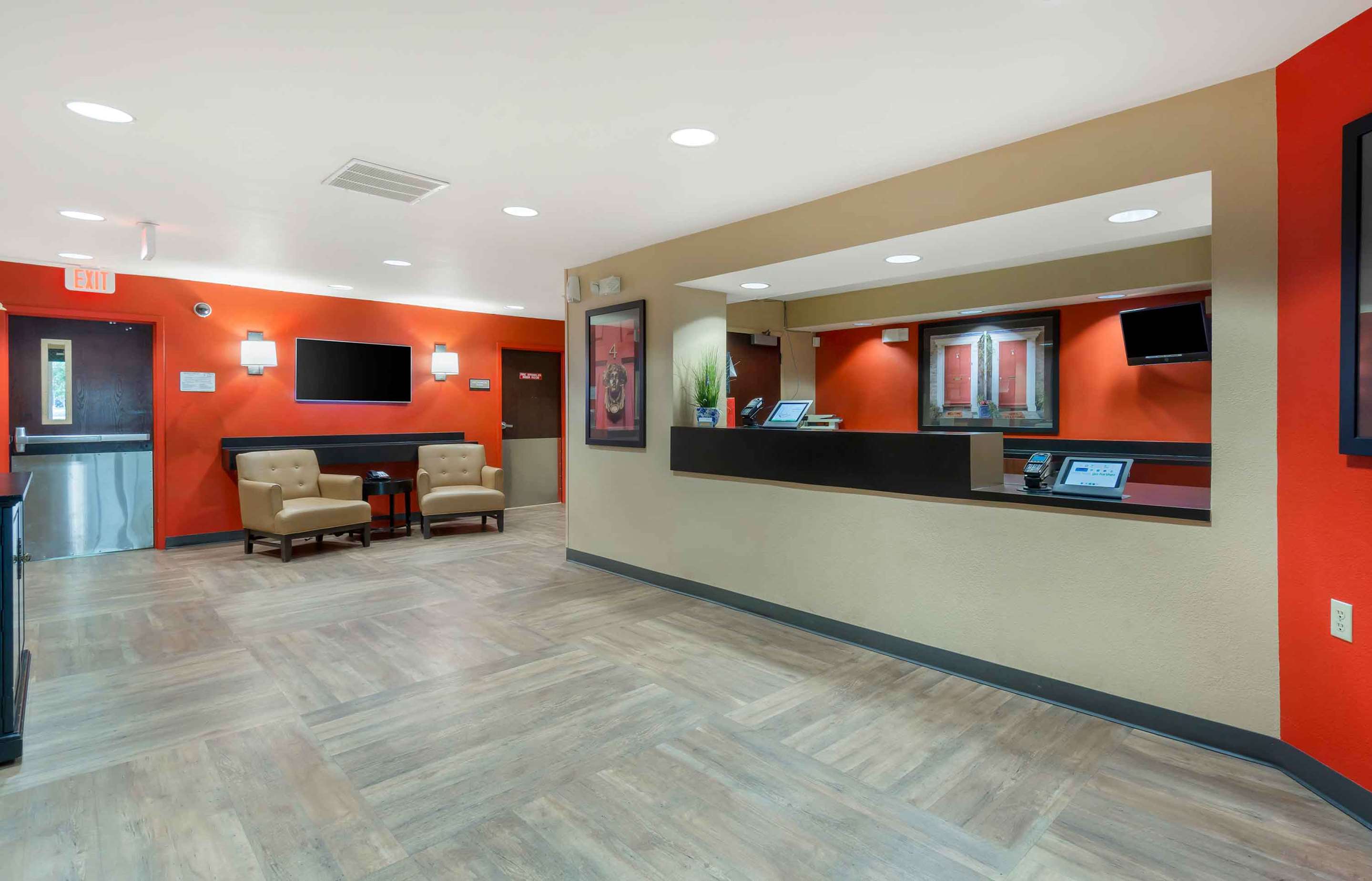 Lobby and Guest Check-in