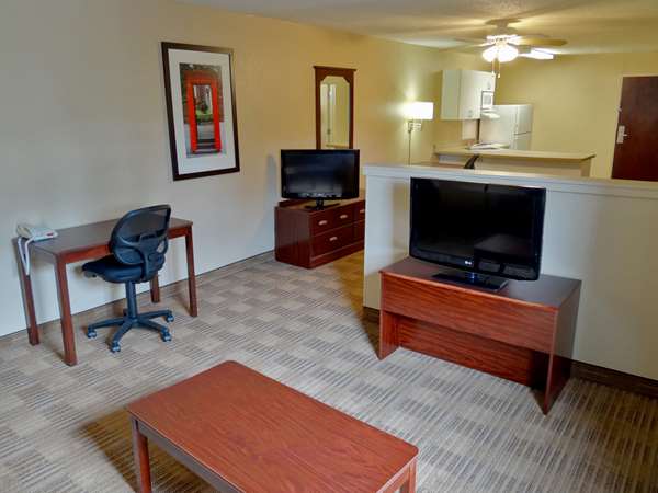  - Extended Stay America Suites Fife - I-5, Exit 136