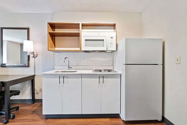  - Extended Stay America Premier Suites Downtown Bellevue - I-405, Exit 13A