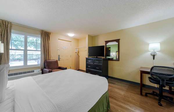  - Extended Stay America Suites Andrews Avenue Ft Lauderdale - I-95, Exit 33