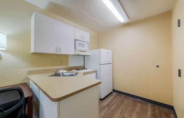  - Extended Stay America Suites Andrews Avenue Ft Lauderdale - I-95, Exit 33