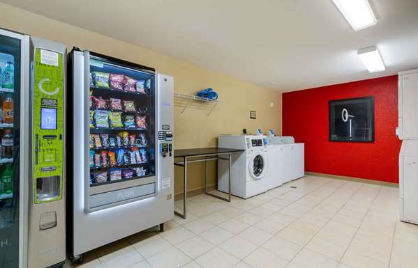  - Extended Stay America Suites Andrews Avenue Ft Lauderdale - I-95, Exit 33