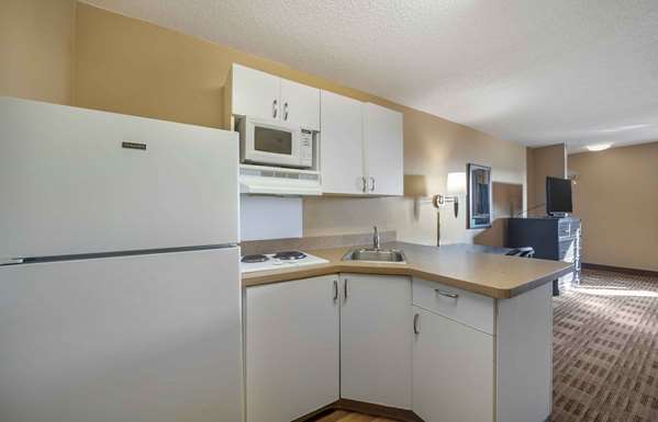  - Extended Stay America Suites Airport Oklahoma City - I-40, Exit 145