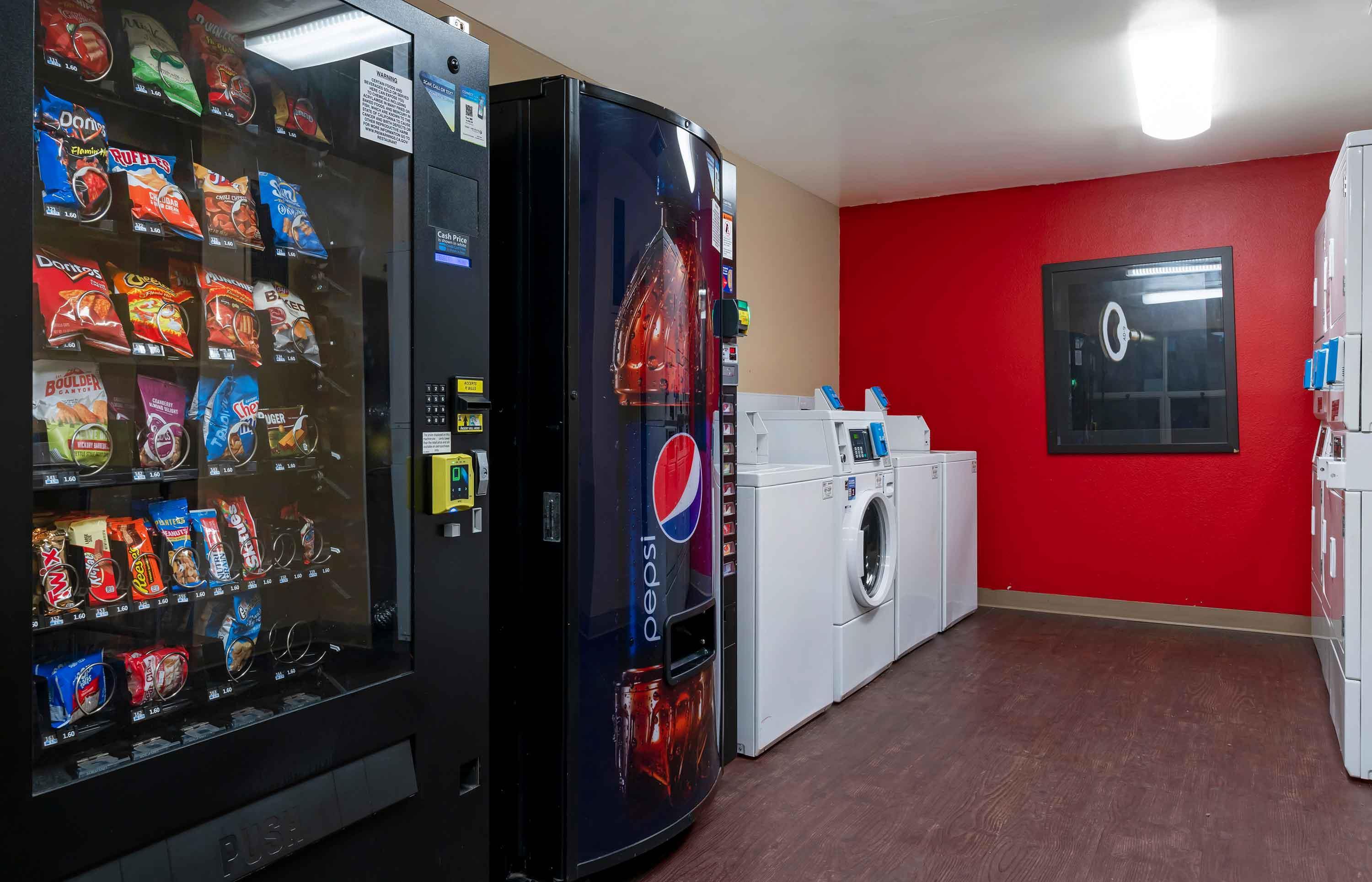 On-Premise Guest Laundry | Extended Stay America Suites Sacramento White Rock Rd