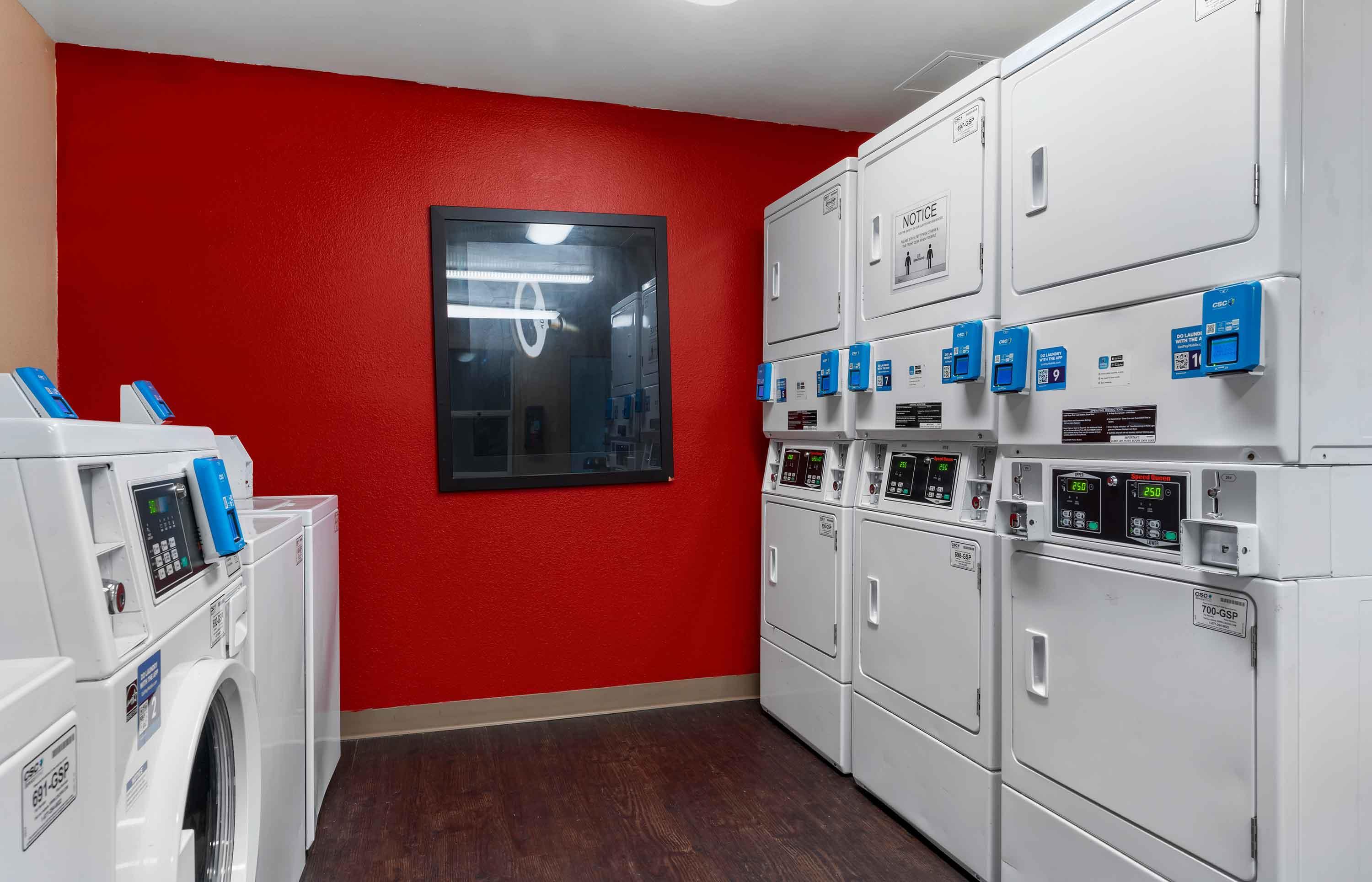 On-Premise Guest Laundry | Extended Stay America Suites Sacramento White Rock Rd