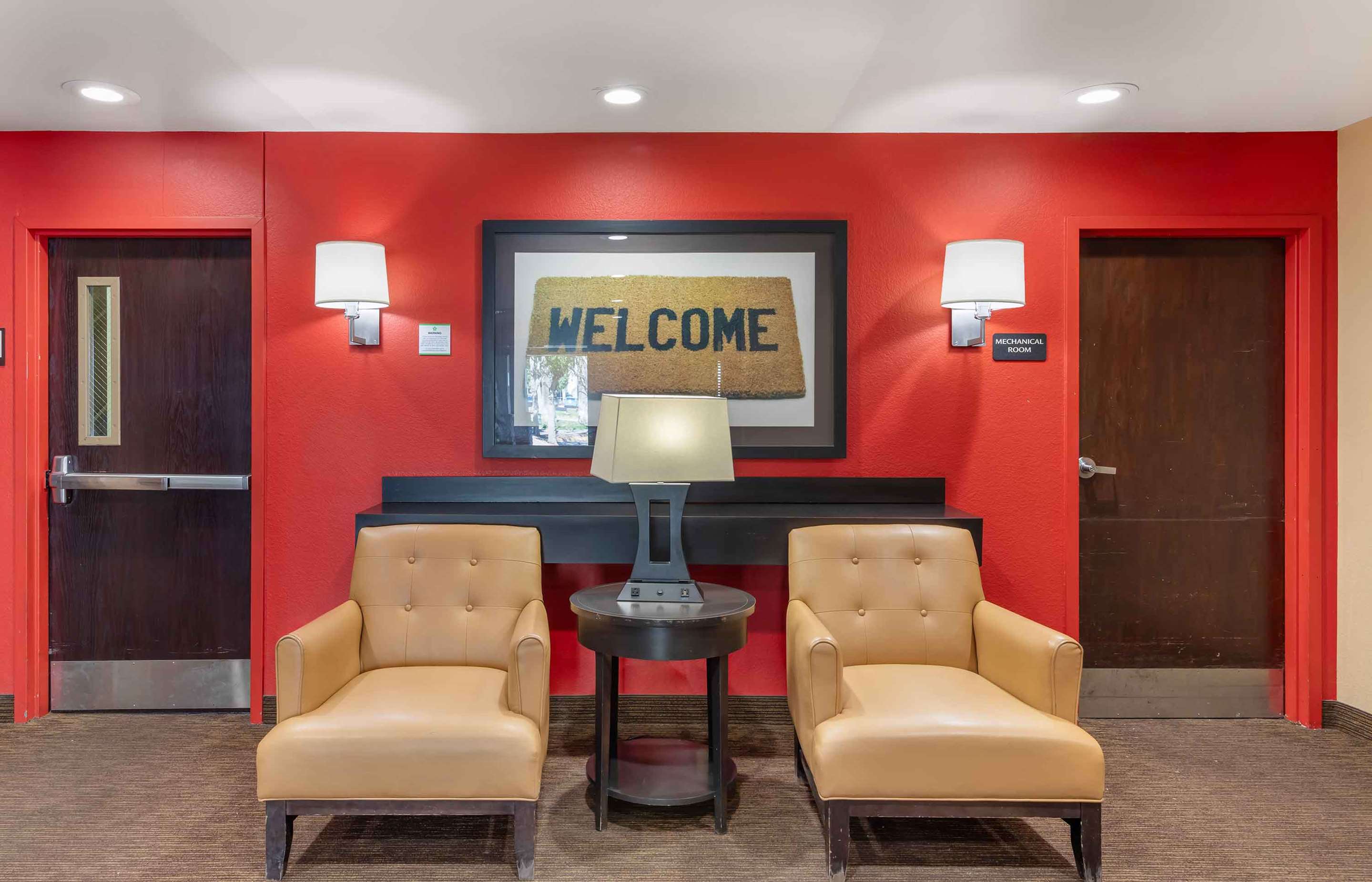Lobby and Guest Check-in | Extended Stay America Suites Los Angeles Ontario Airport