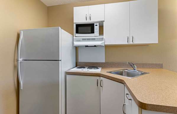  - Extended Stay America Suites Livermore