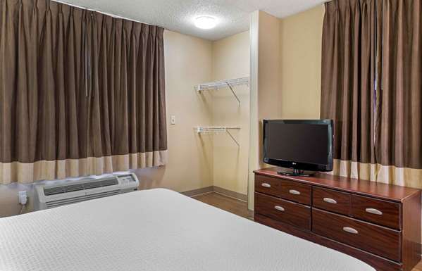  - Extended Stay America Suites Long Beach