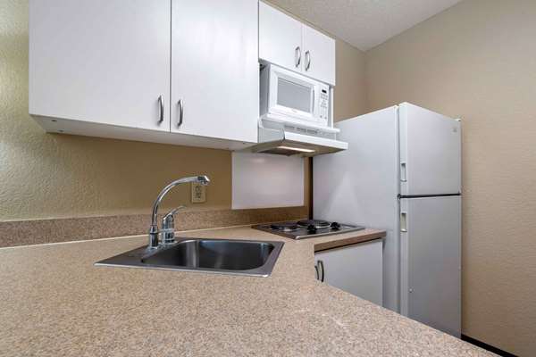  - Extended Stay America Suites South Santa Rosa
