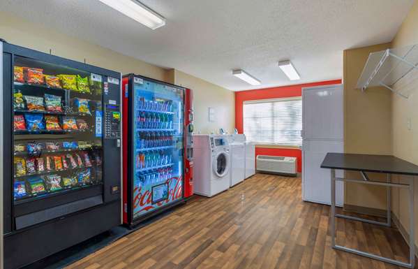  - Extended Stay America Suites Farmington - I-84, Exit 37