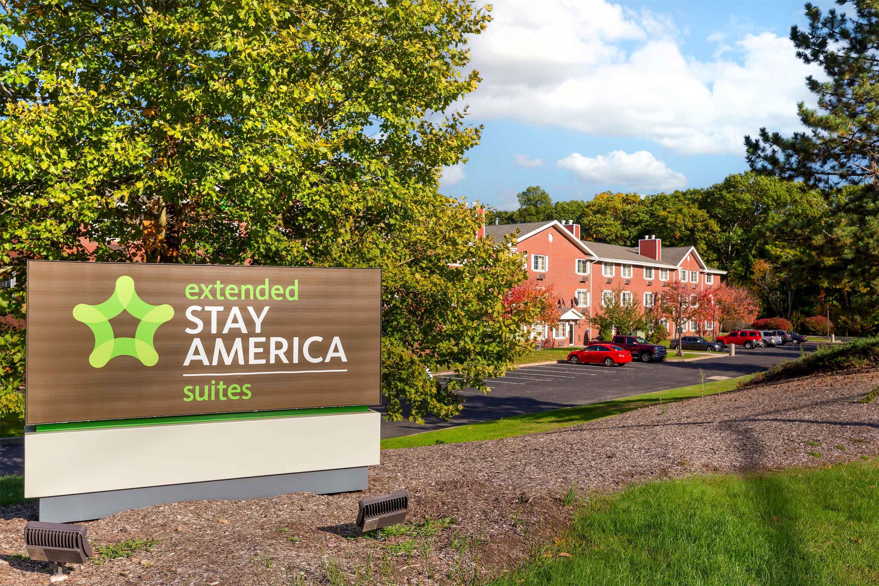 Exterior | Extended Stay America Suites Hartford Farmington