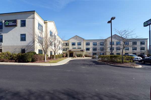 Exterior view - Extended Stay America Suites Warwick - I-295, Exit 1B
