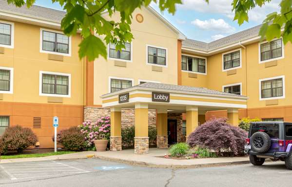 Exterior view - Extended Stay America Suites West Warwick - I-95, Exit 24