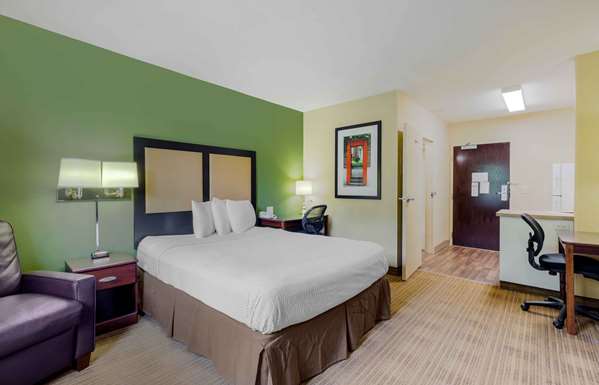  - Extended Stay America Suites West Warwick - I-95, Exit 24