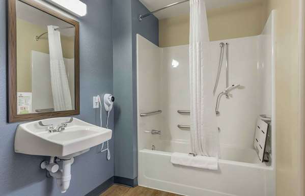  - Extended Stay America Suites Norton - I-495, Exit 25