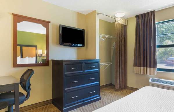  - Extended Stay America Suites Norton - I-495, Exit 25