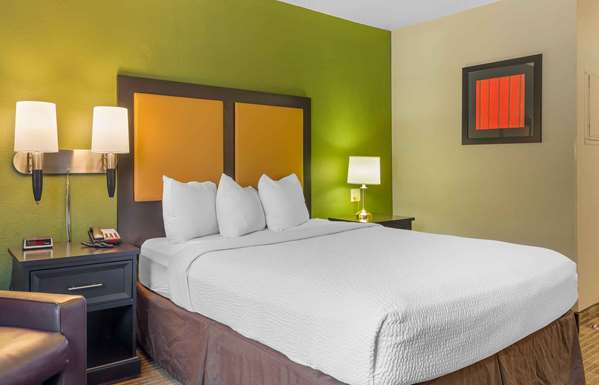  - Extended Stay America Suites Norton - I-495, Exit 25