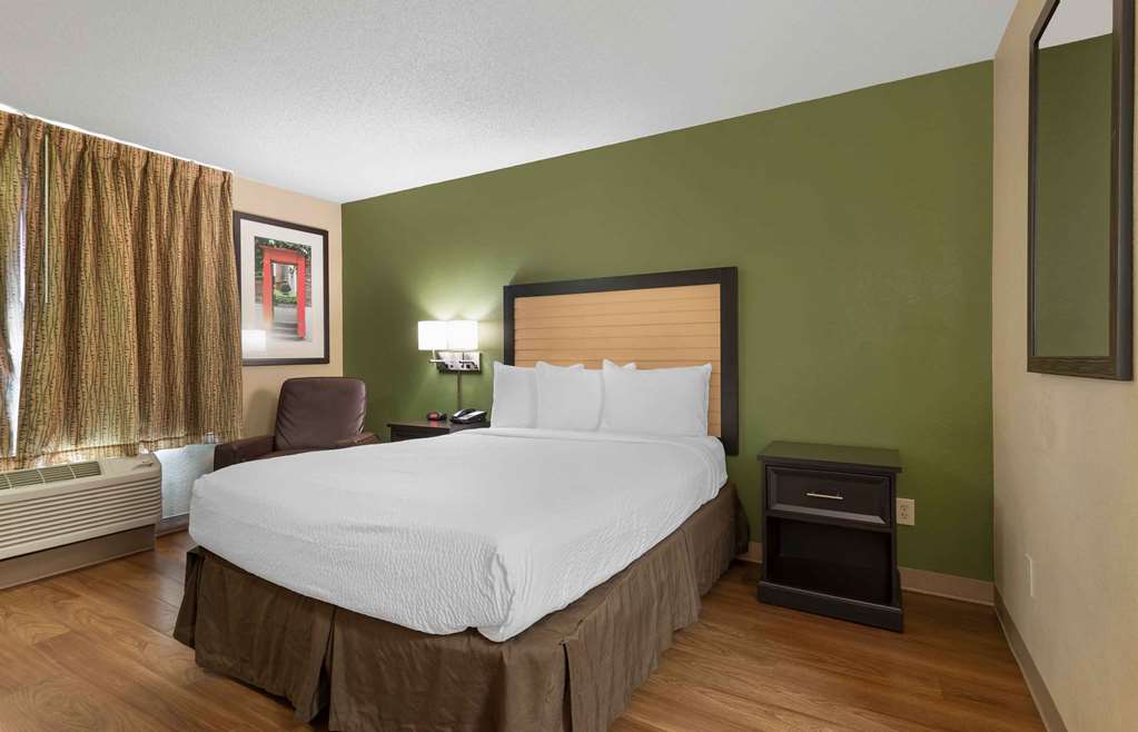 EXTENDED STAY AMERICA SELECT-guestroom-Guest Room,On-Site.jpg