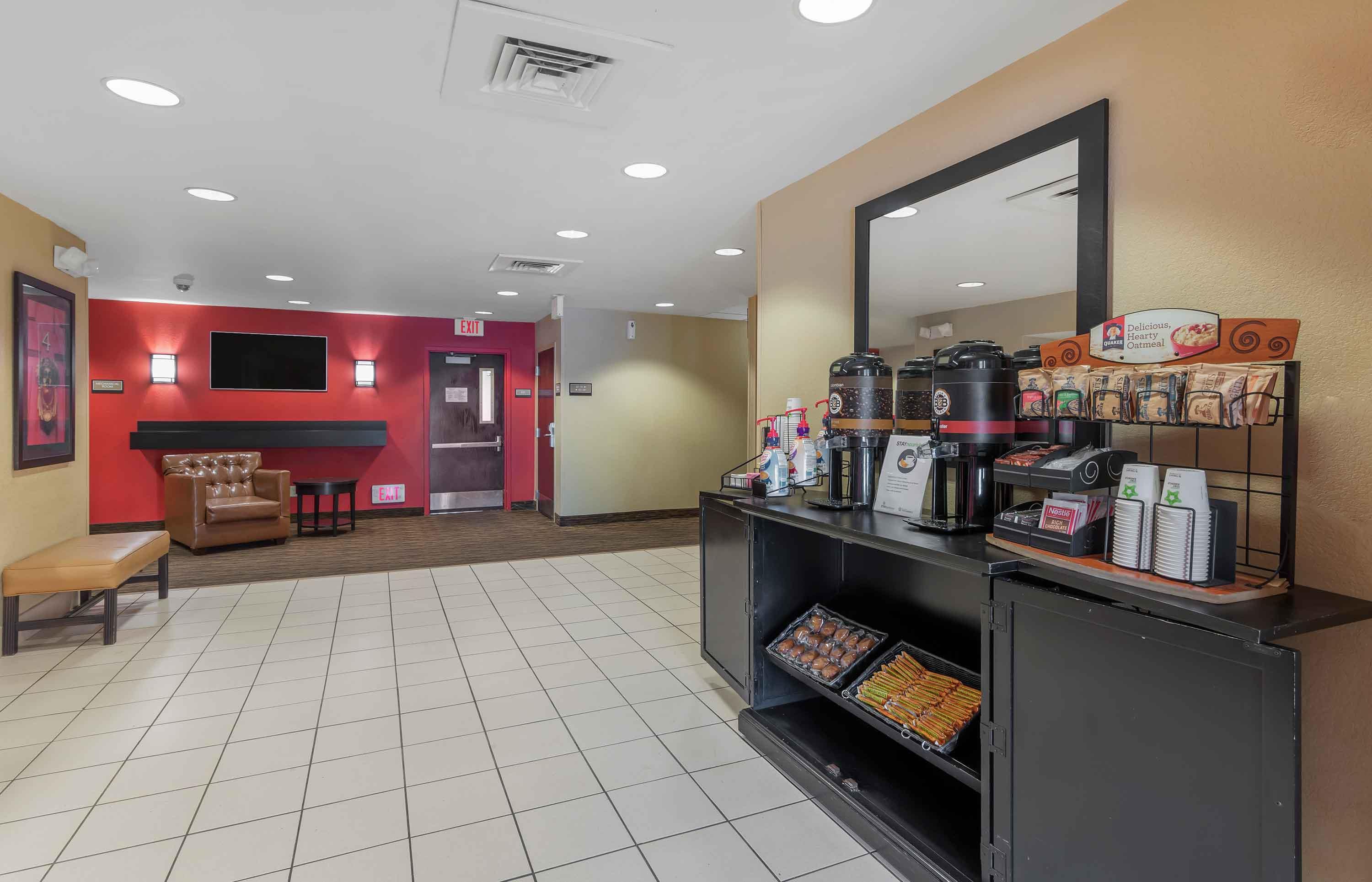 Lobby and Guest Check-in