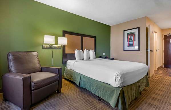  - Extended Stay America Suites Riverwalk Jacksonville - I-95, Exit 348 & 350B