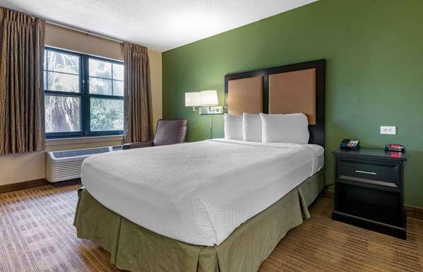  - Extended Stay America Suites Riverwalk Jacksonville - I-95, Exit 348 & 350B