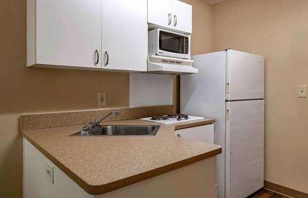  - Extended Stay America Suites Riverwalk Jacksonville - I-95, Exit 348 & 350B