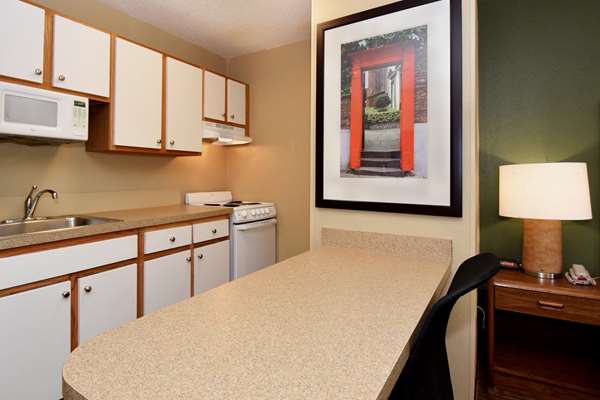  - Extended Stay America Suites NW 6th Way Fort Lauderdale - I-95, Exit 33