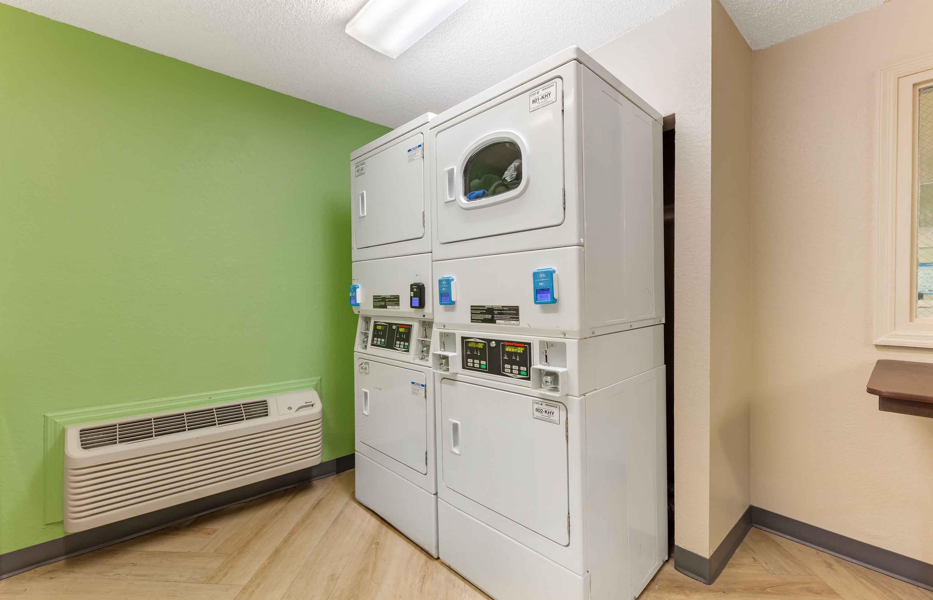On-Premise Guest Laundry | Extended Stay America Suites Ft Lauderdale Cyp Crk NW 6th Wy