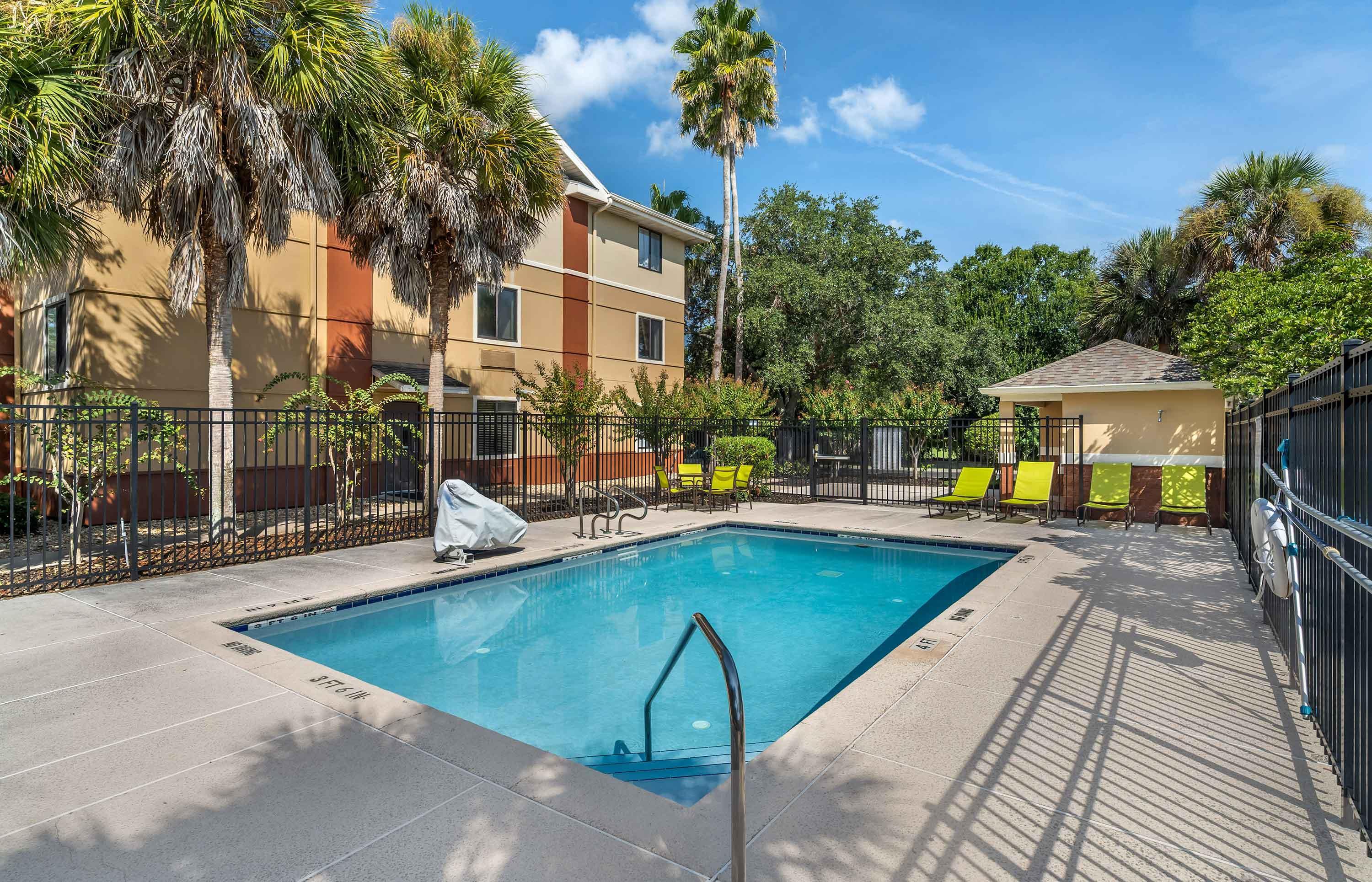 Swimming Pool | Extended Stay America Suites Daytona Beach Speedway