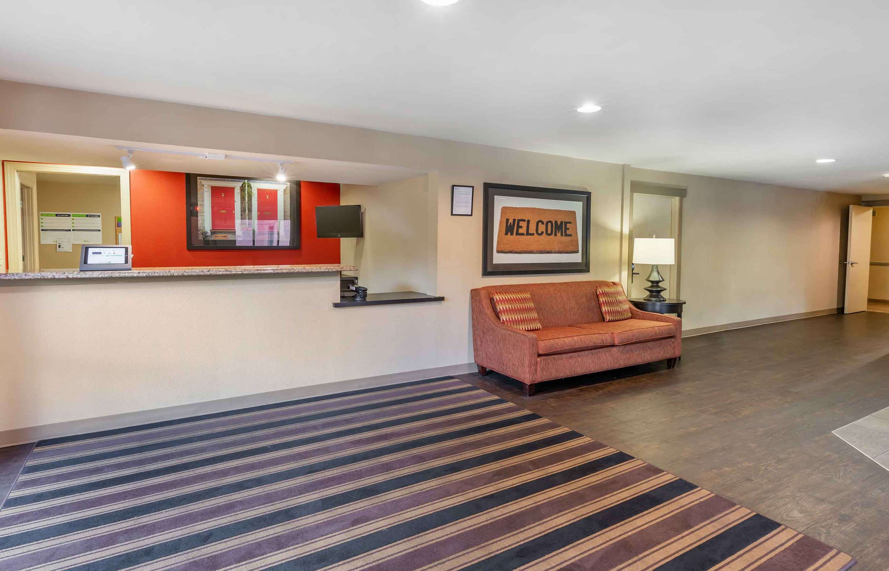 Lobby and Guest Check-in | Extended Stay America Suites - Raleigh - Cary - Regency Parkway South