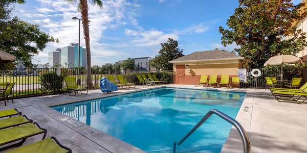 Pool - Extended Stay America Suites Vineland Road Orlando - I-4, Exit 75B