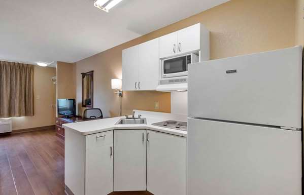  - Extended Stay America Suites Crestline Perimeter Atlanta