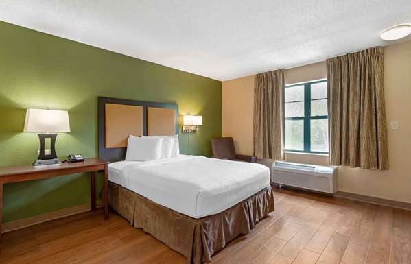  - Extended Stay America Suites Crestline Perimeter Atlanta