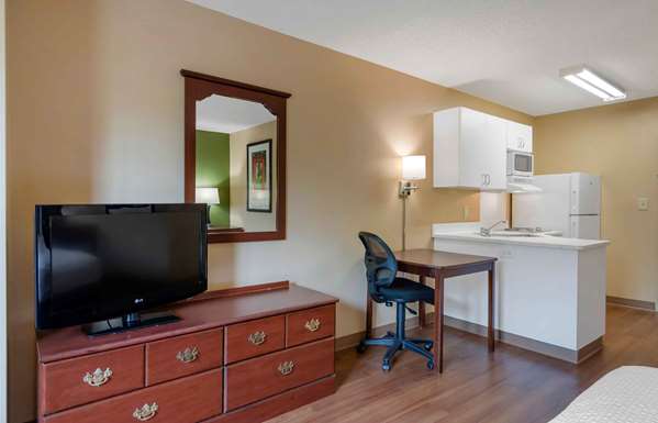  - Extended Stay America Suites Crestline Perimeter Atlanta